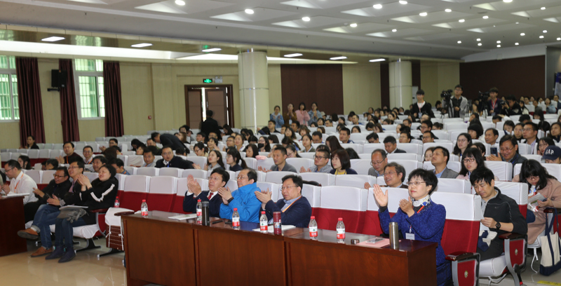 AT8V01.jpg AT8V01.jpg